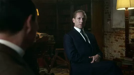 Image The Crown 7